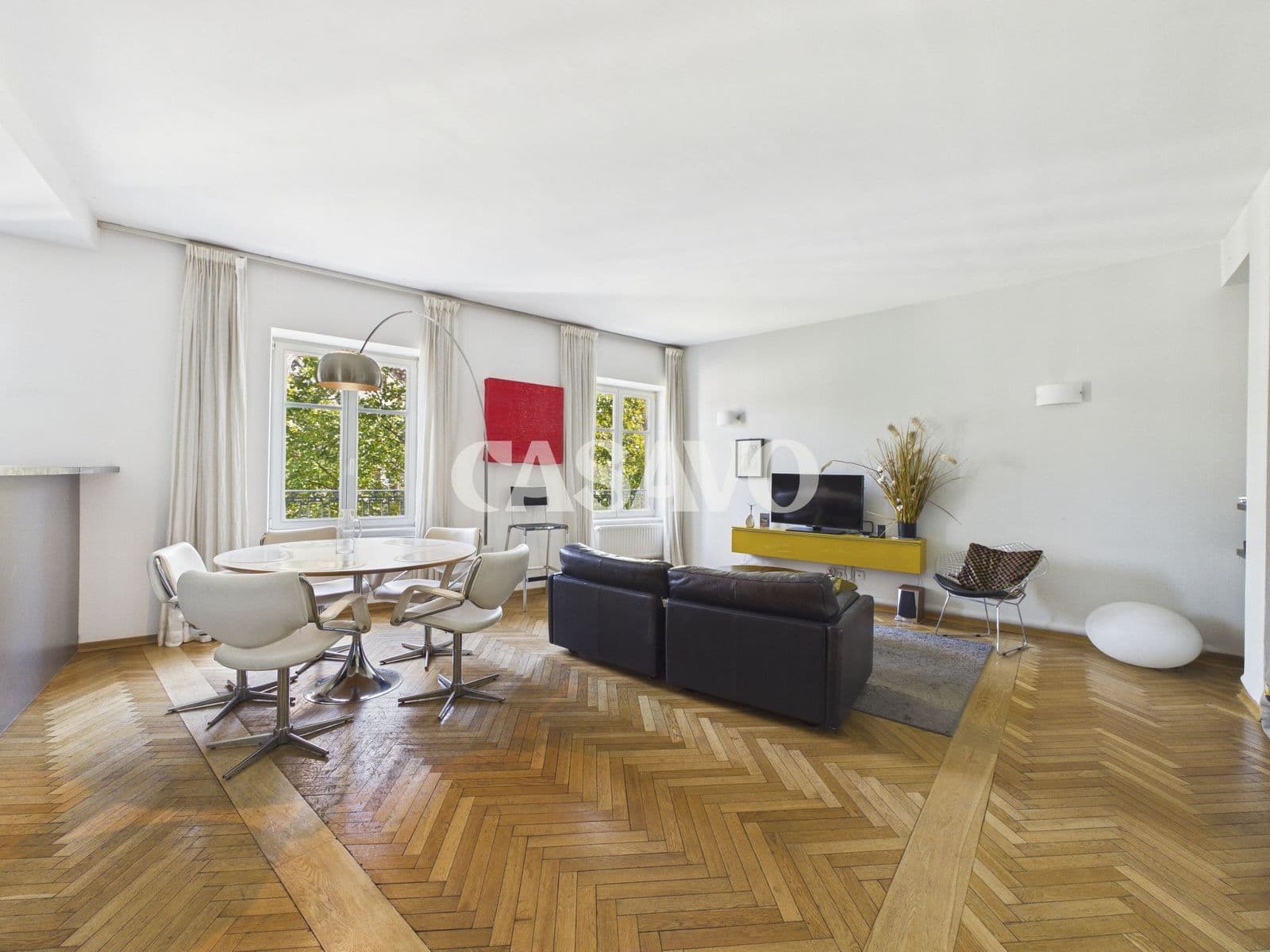 Quatre pièces de 89 m² avec vue sur la cathédrale, photo 3