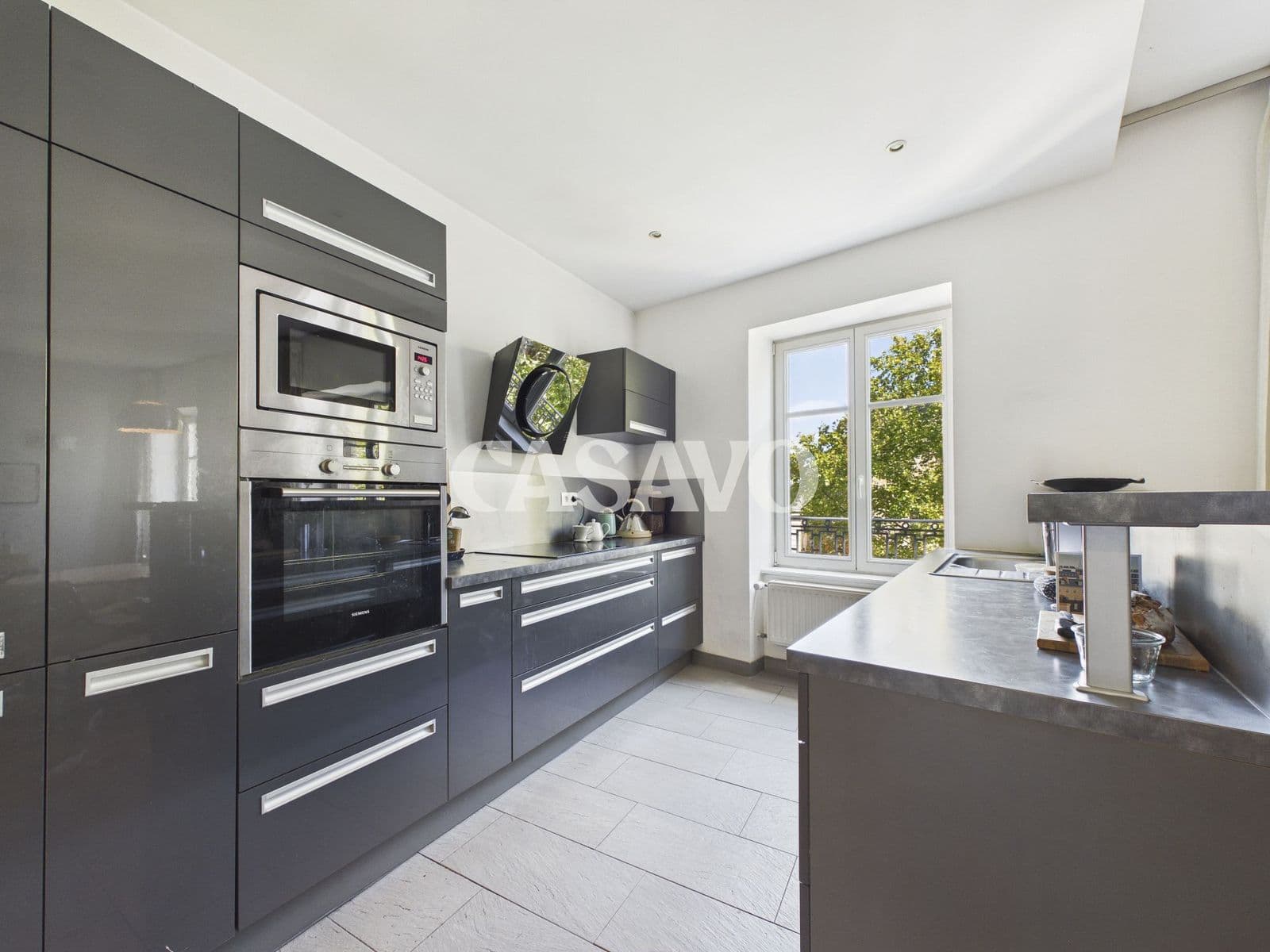 Quatre pièces de 89 m² avec vue sur la cathédrale, photo 5
